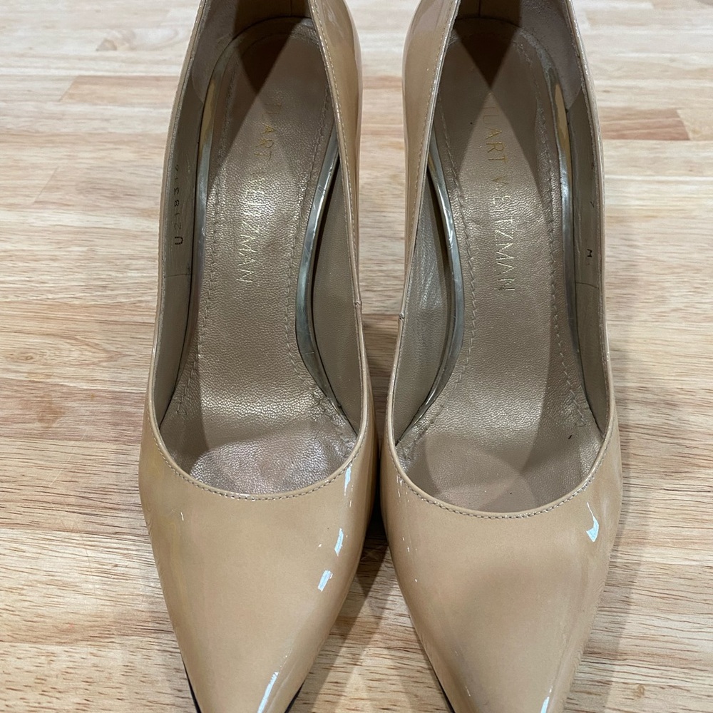 Stuart Weitzman Women's Nude Patent Leather Heels